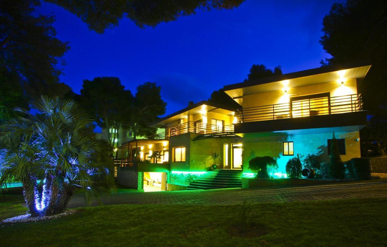 New Play Lake Villa Salou Ngoại thất bức ảnh