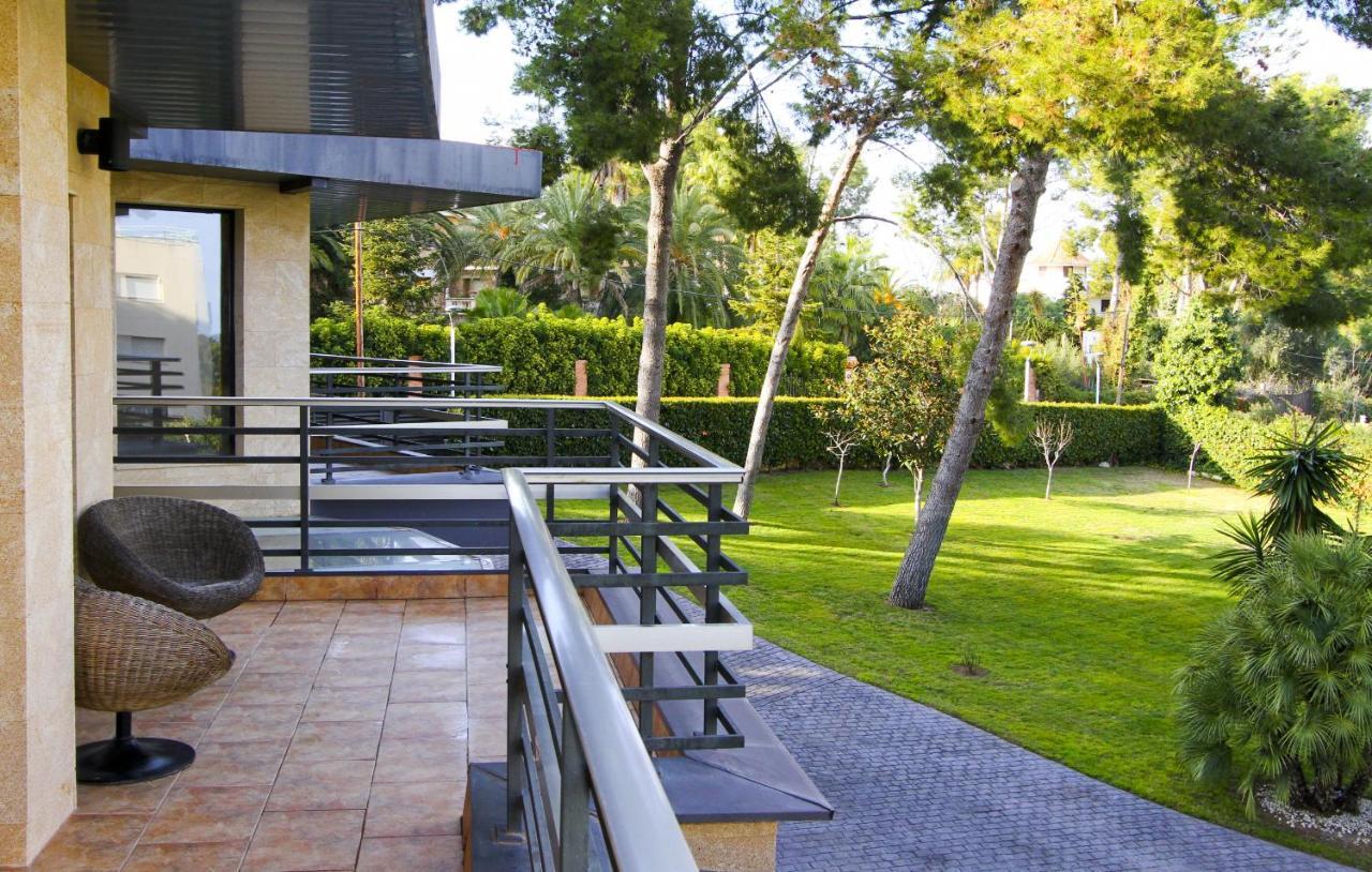 New Play Lake Villa Salou Ngoại thất bức ảnh