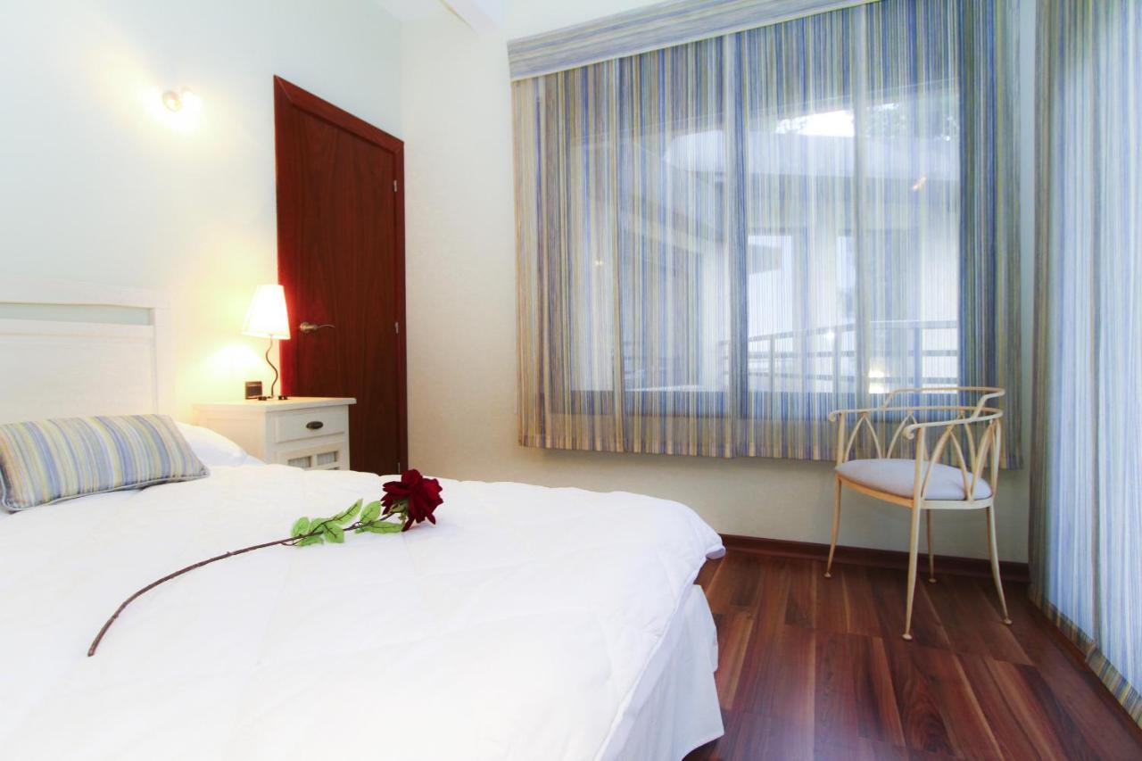 New Play Lake Villa Salou Ngoại thất bức ảnh