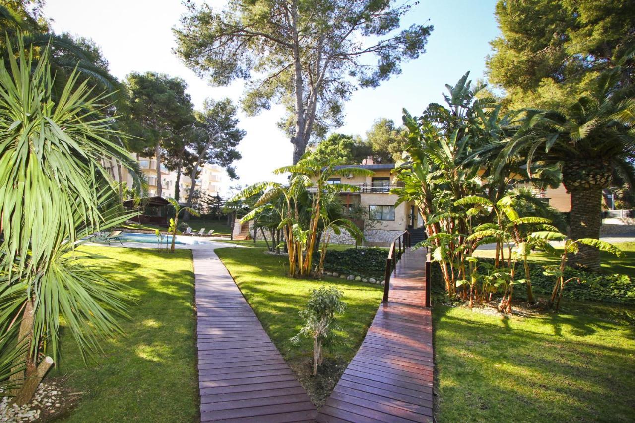 New Play Lake Villa Salou Ngoại thất bức ảnh