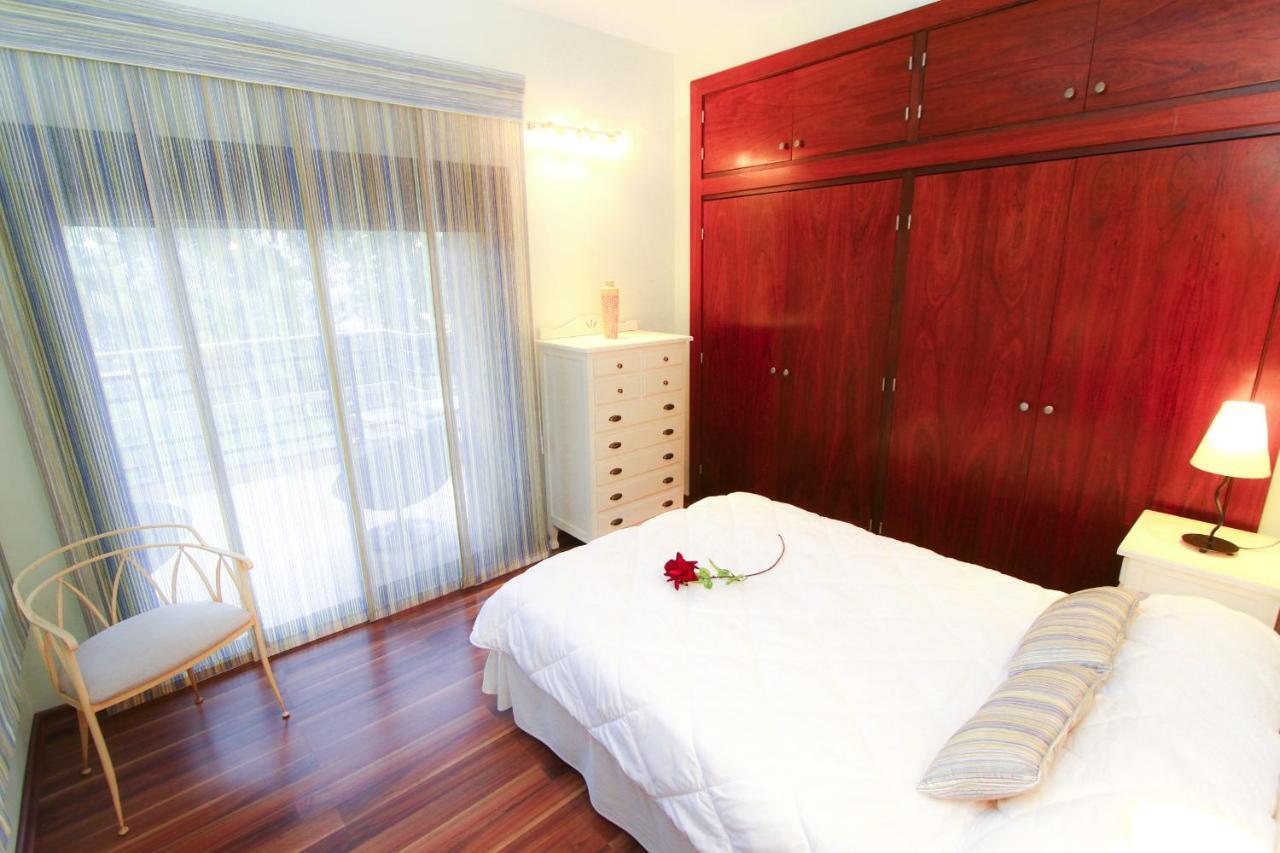 New Play Lake Villa Salou Ngoại thất bức ảnh