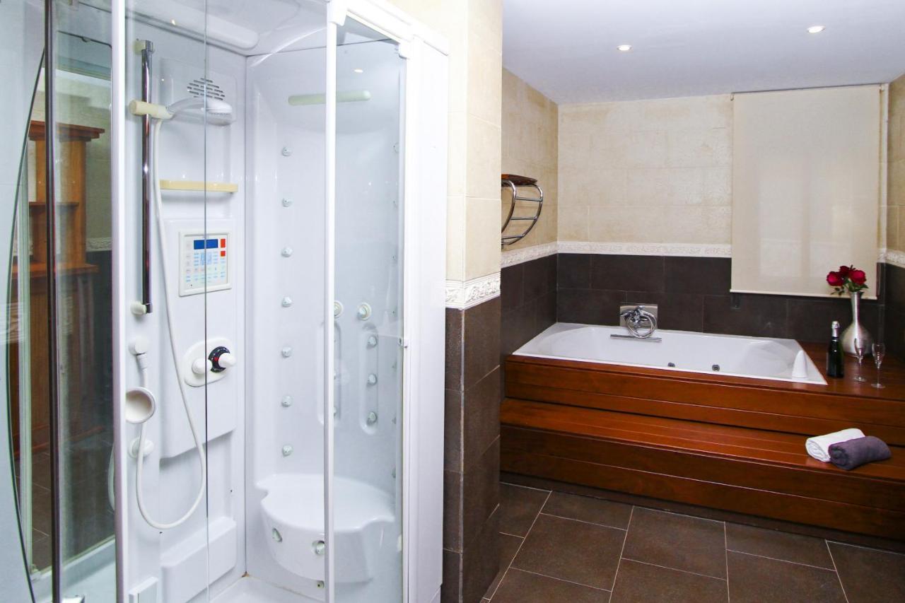 New Play Lake Villa Salou Ngoại thất bức ảnh