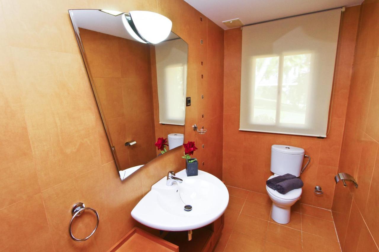 New Play Lake Villa Salou Ngoại thất bức ảnh