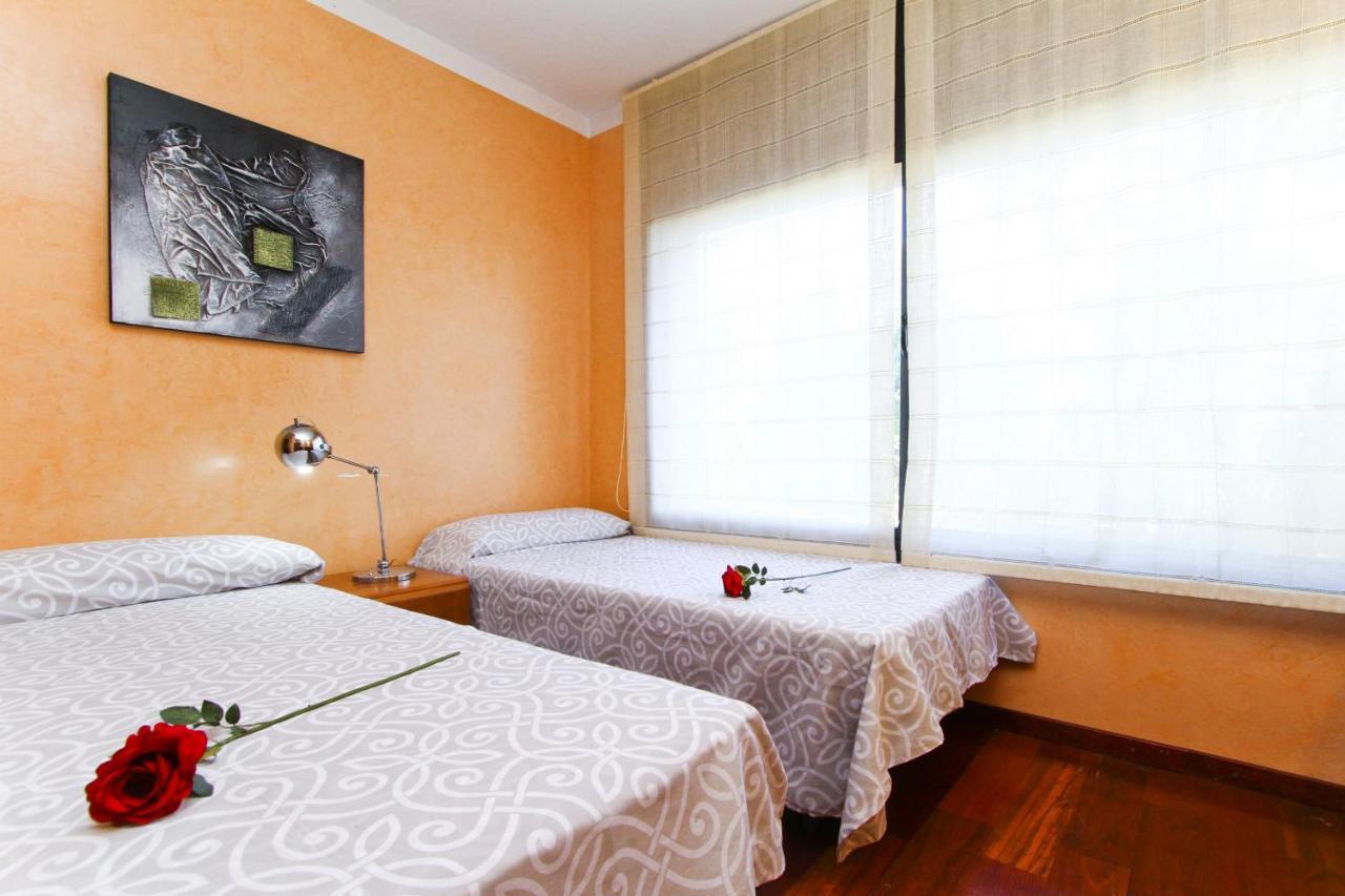 New Play Lake Villa Salou Ngoại thất bức ảnh